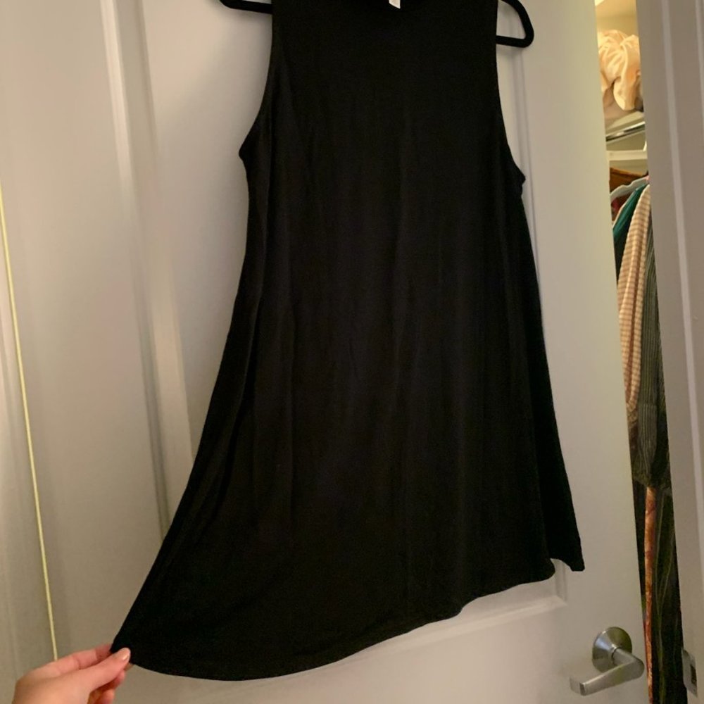 Black Swing Dress - Picture 2 of 4